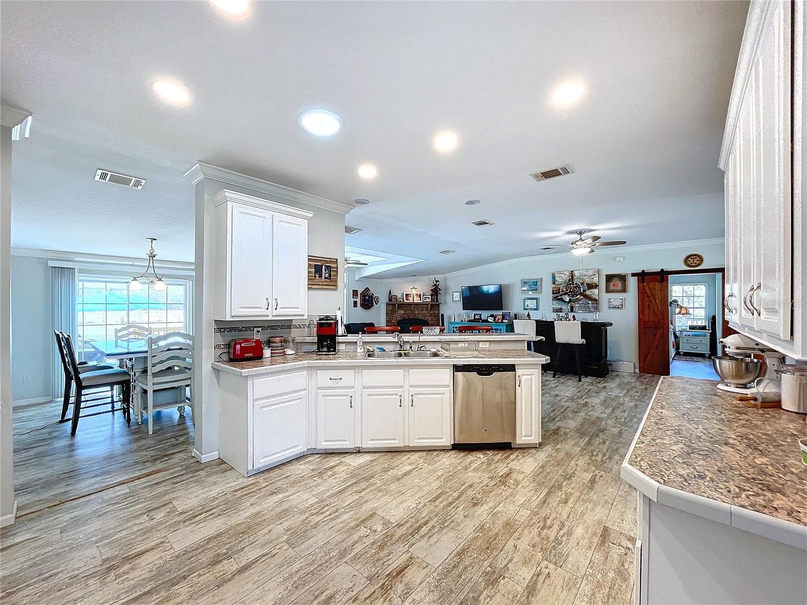 ACREAGE - Residential