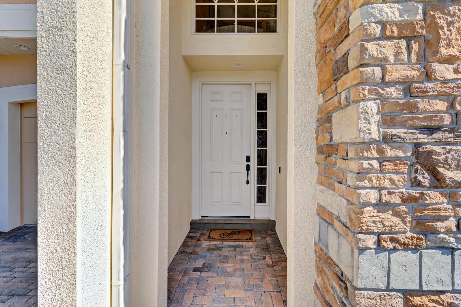 1009 WOOD COVE
