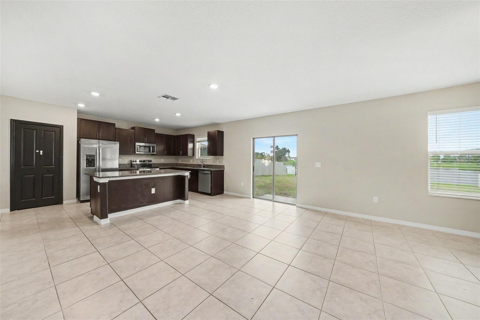 1507 GOLDEN GLOW DR