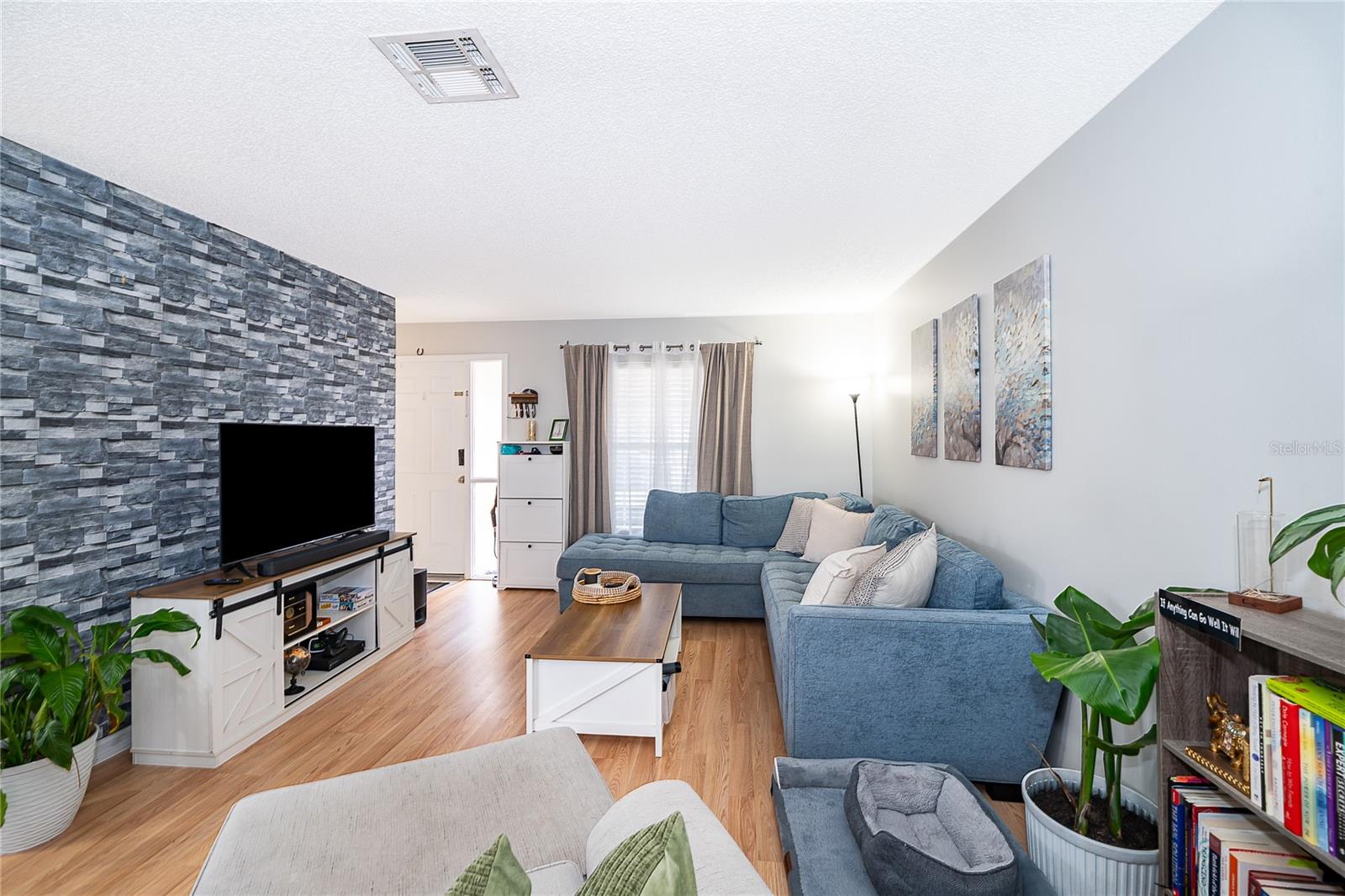 QUAIL HOLLOW AT RIO PINAR - Residential