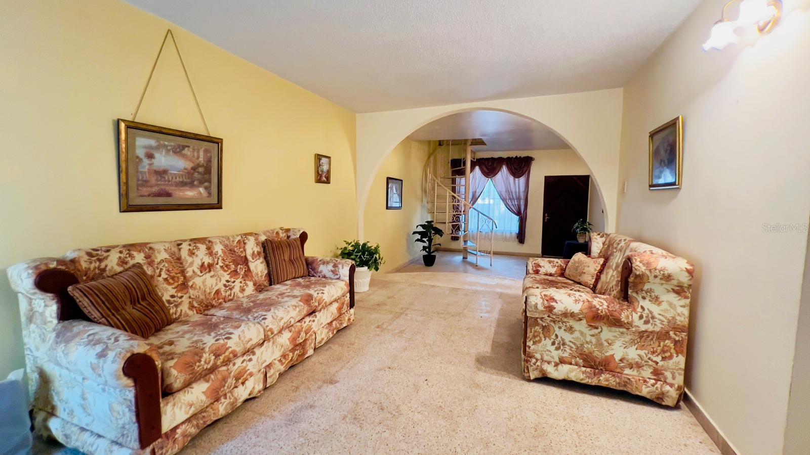 ALTURAS DE SANTA MARIA - Residential