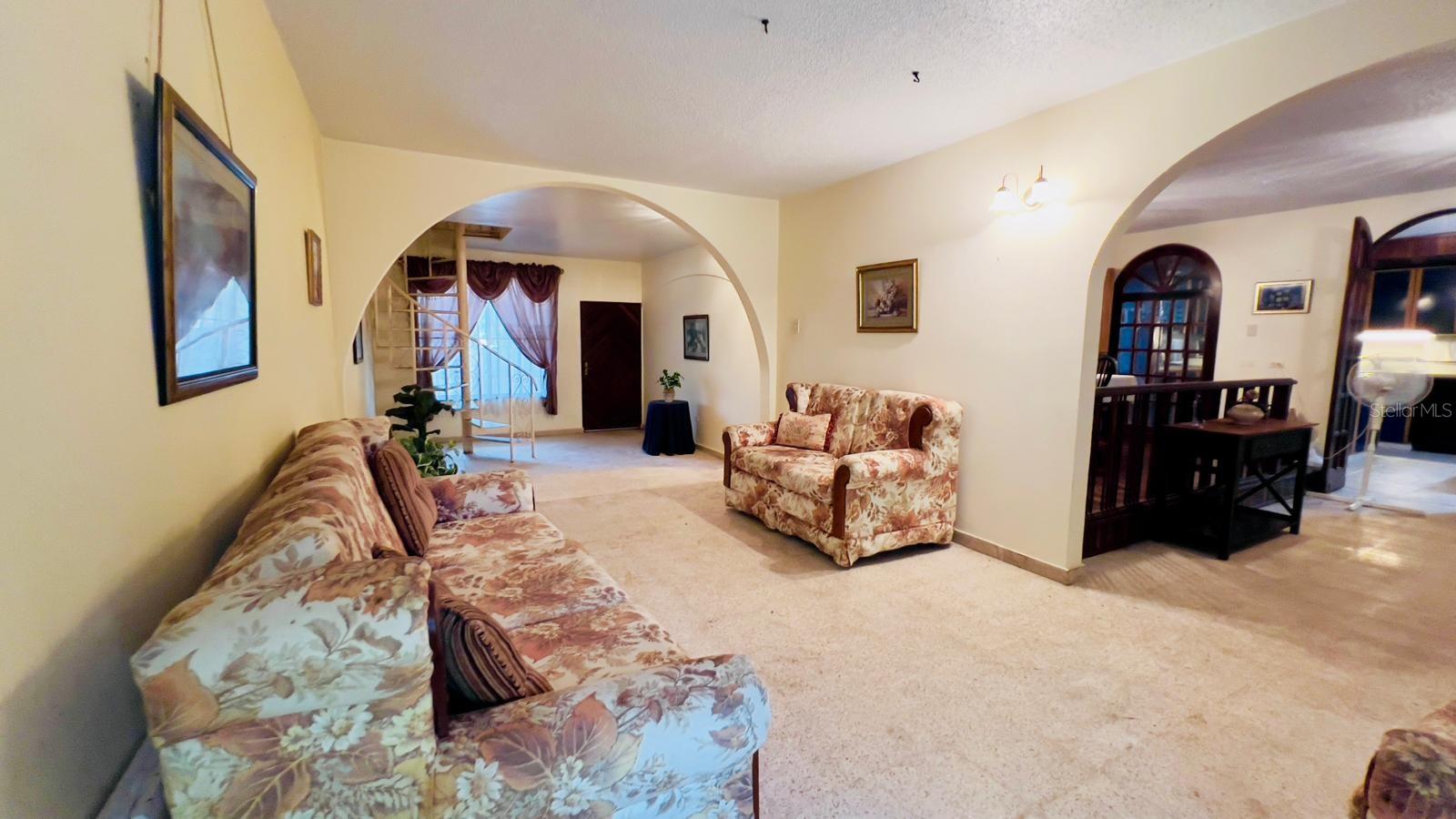 ALTURAS DE SANTA MARIA - Residential