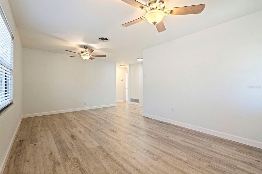 Photo of 231 93rd Avenue N, St Petersburg, FL 33702 (MLS # TB8305743)