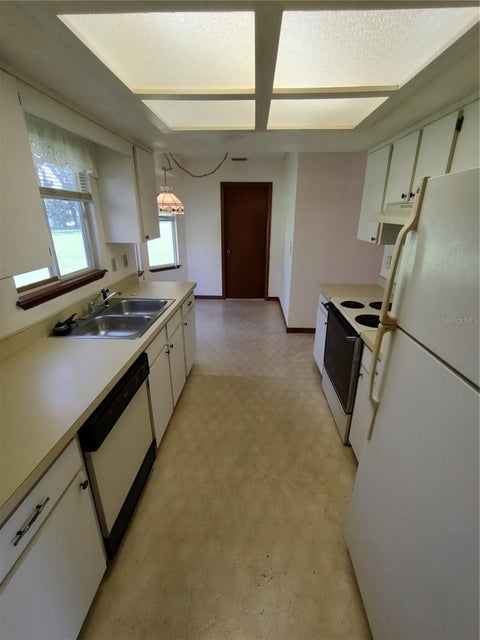 Tiny photo for 10953 SW 78th Court, Ocala, FL 34476 (MLS # OM733326)
