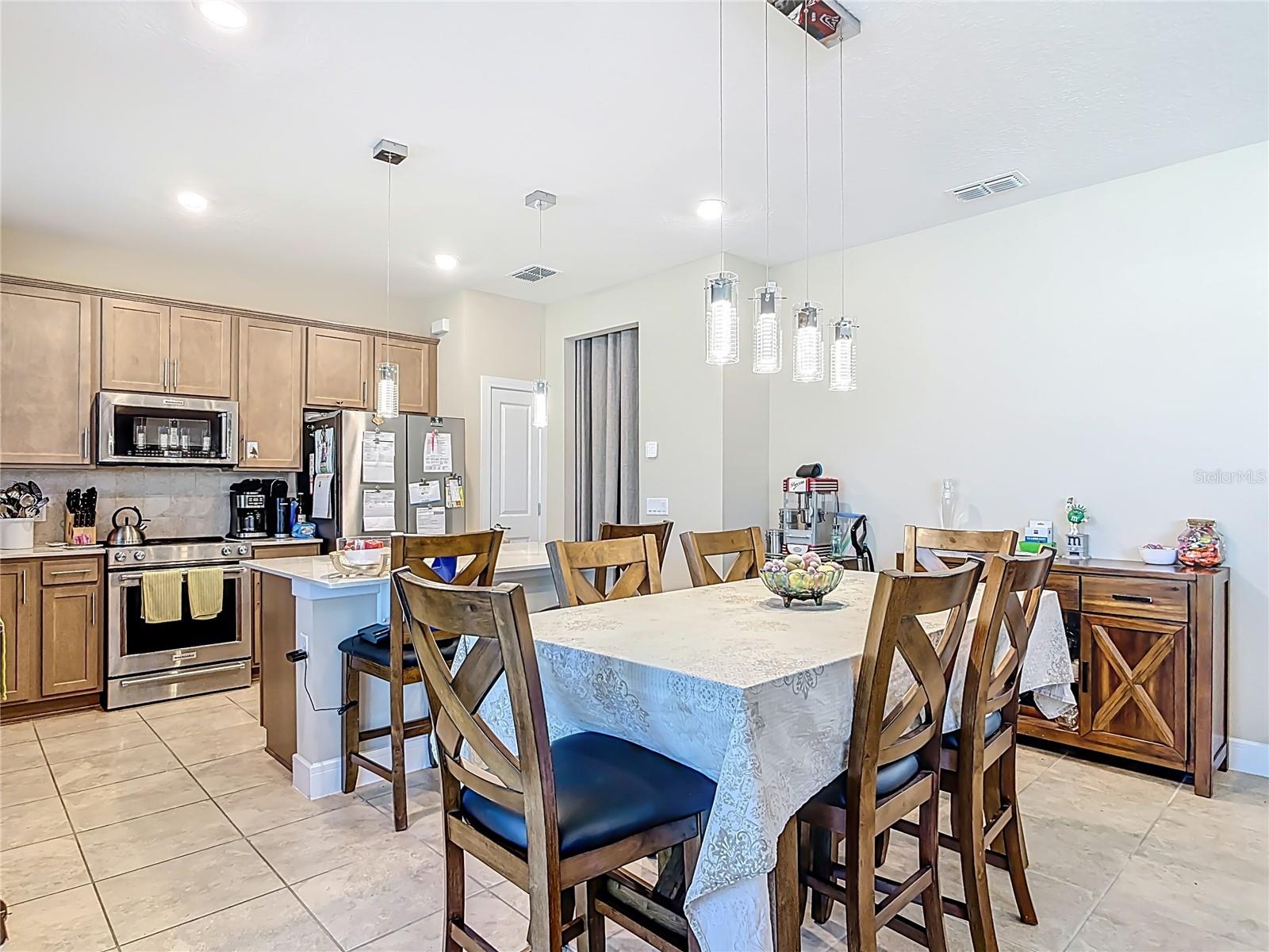 CANOPY TERRACE MB 63 PGS 139-143 - Residential