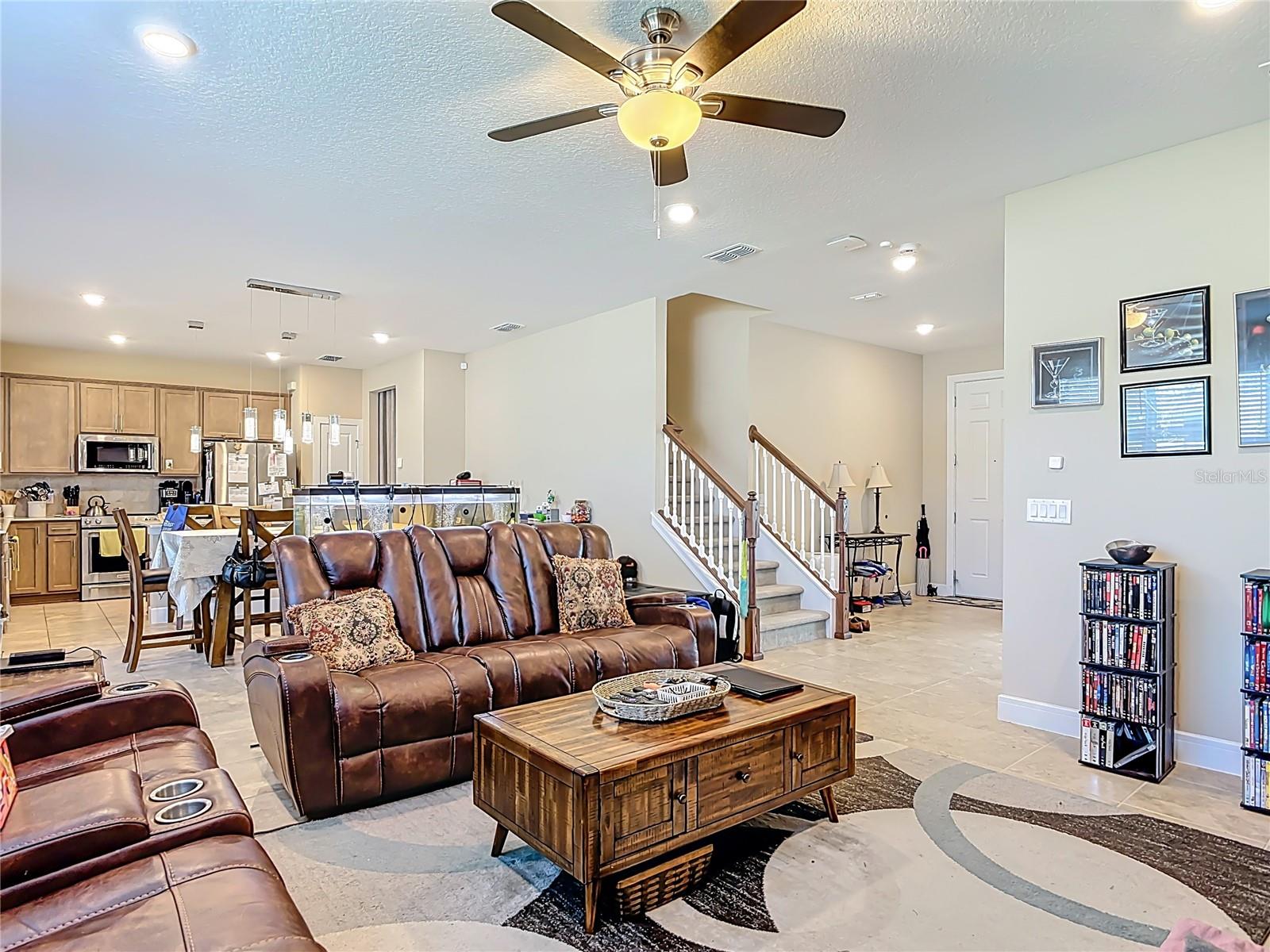 CANOPY TERRACE MB 63 PGS 139-143 - Residential