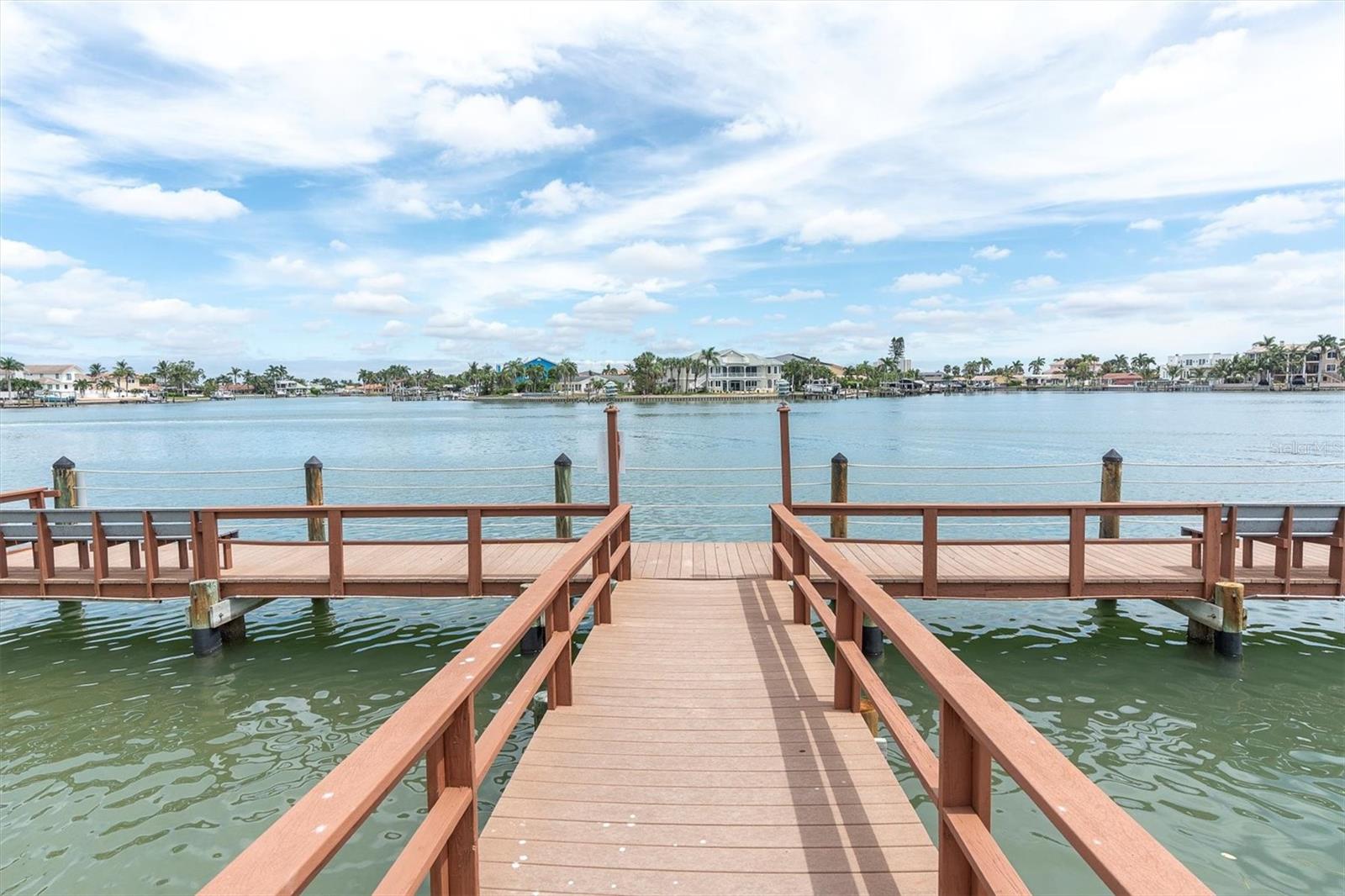 CAPTIVA CAY - Residential