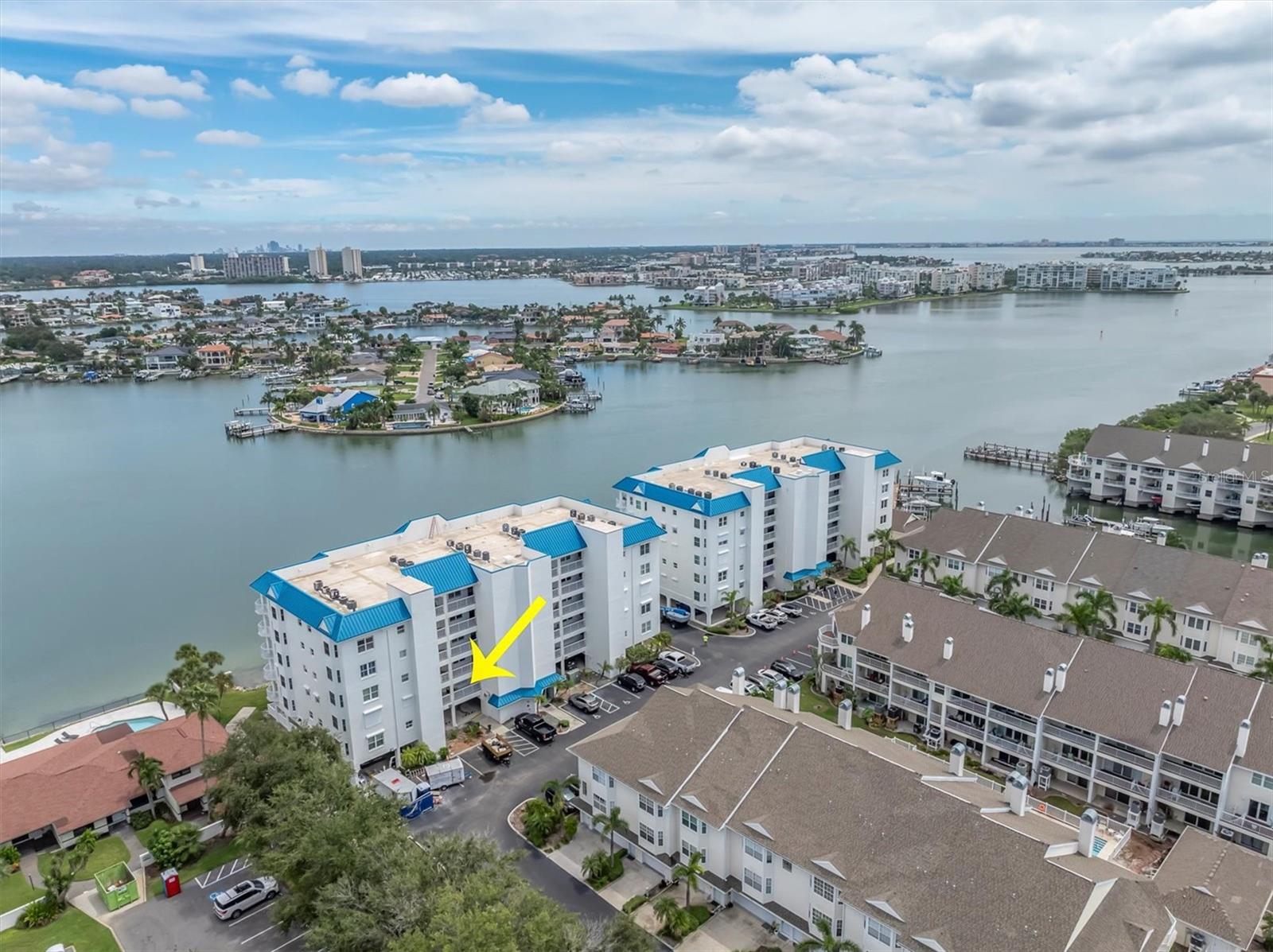 CAPTIVA CAY - Residential