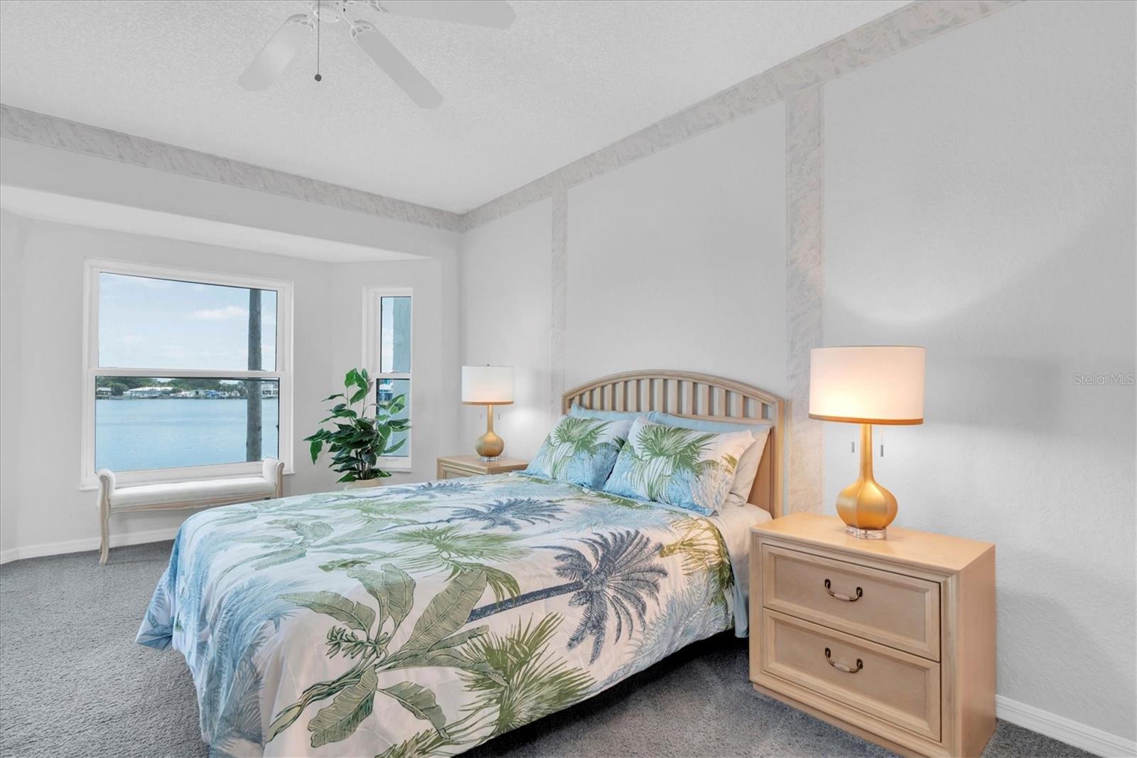 CAPTIVA CAY - Residential