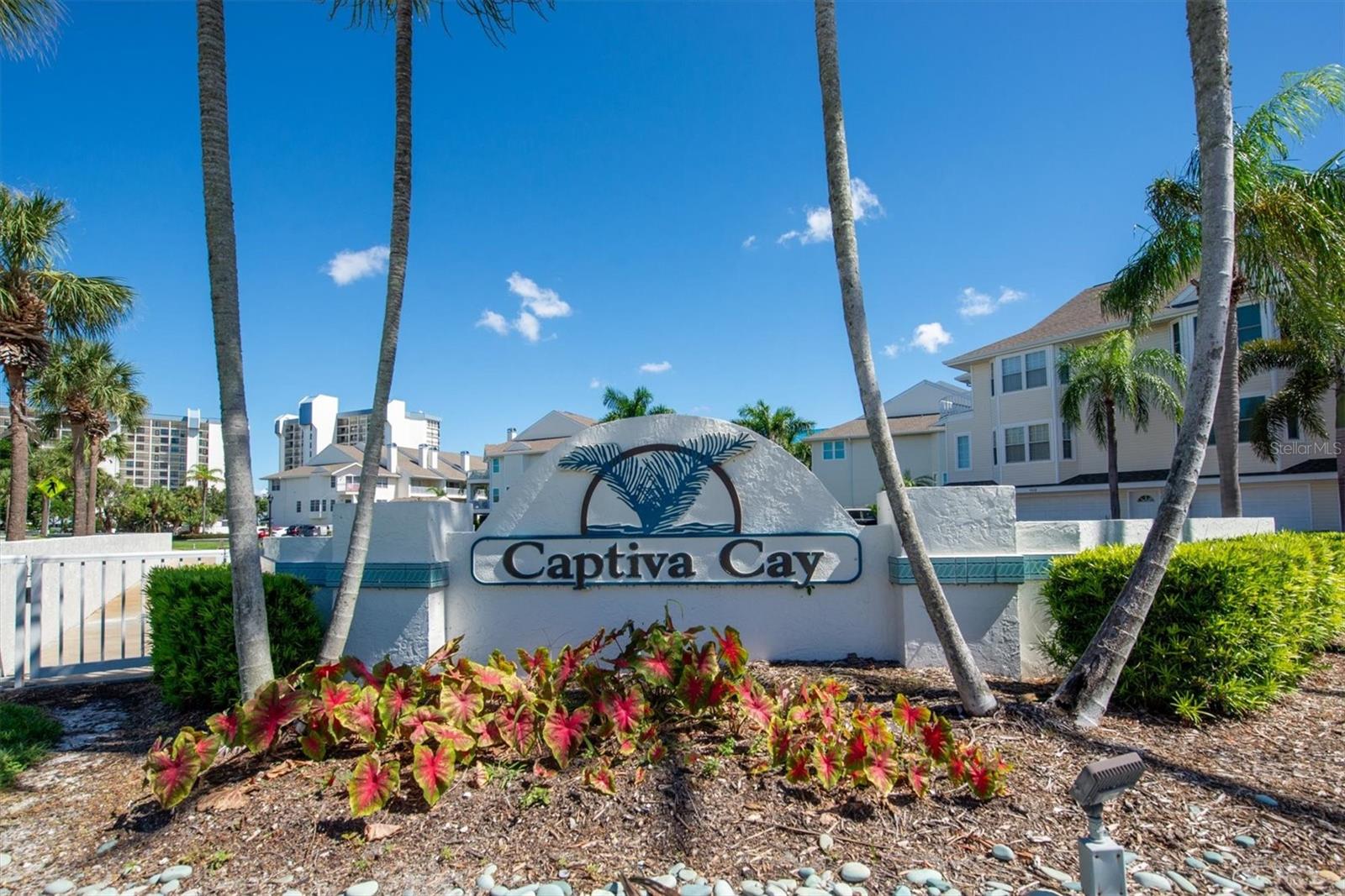 CAPTIVA CAY - Residential