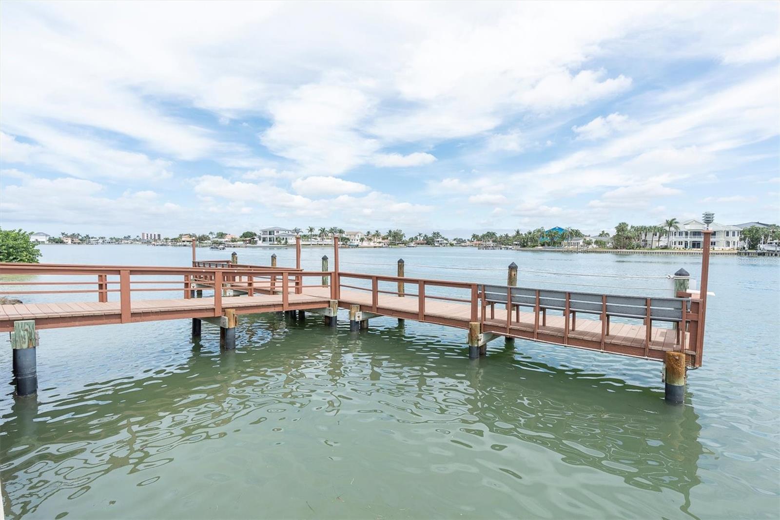 CAPTIVA CAY - Residential