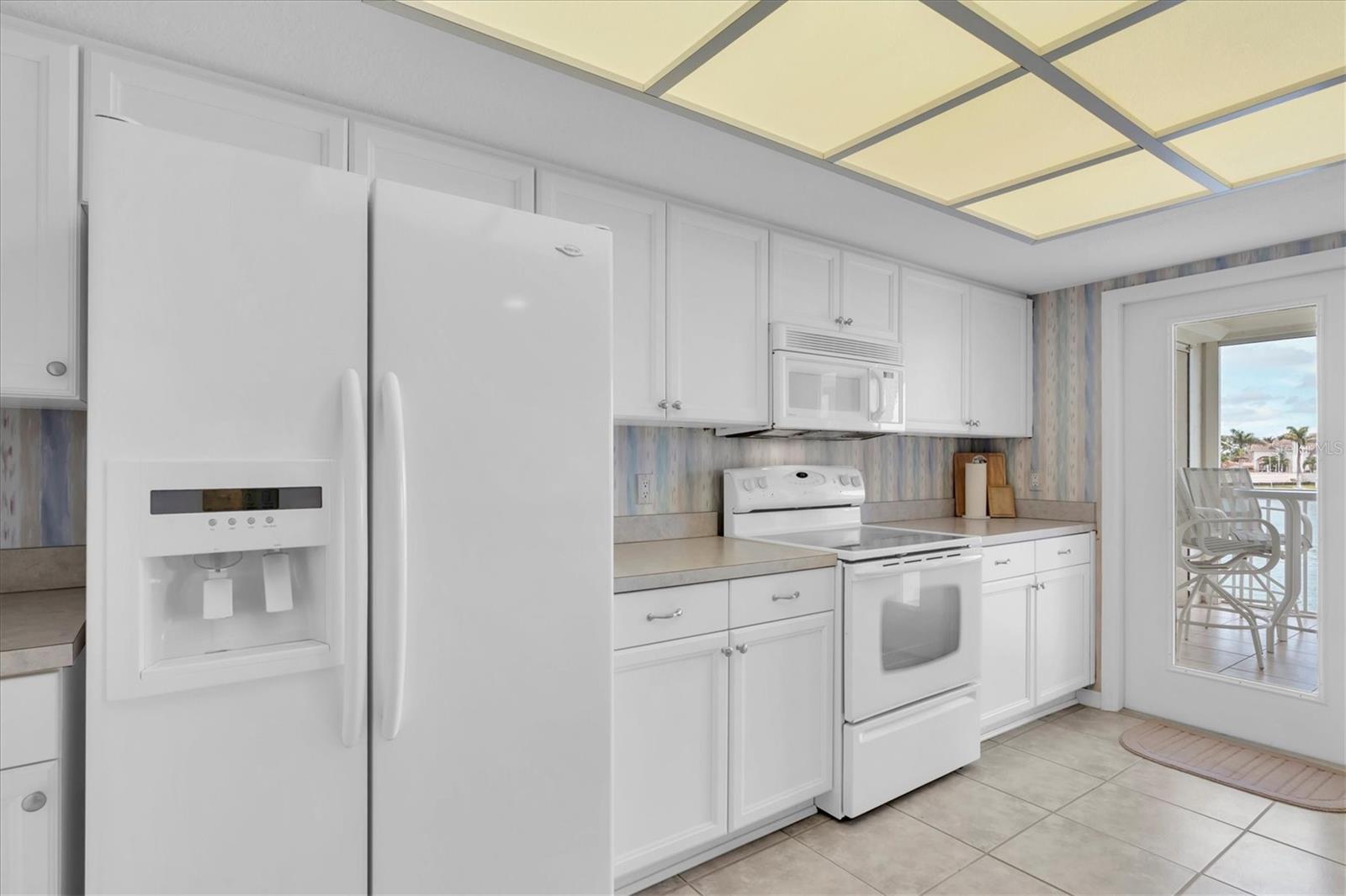 CAPTIVA CAY - Residential