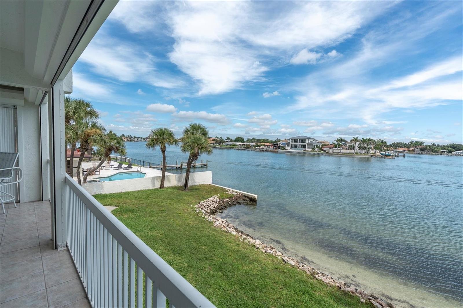 CAPTIVA CAY - Residential