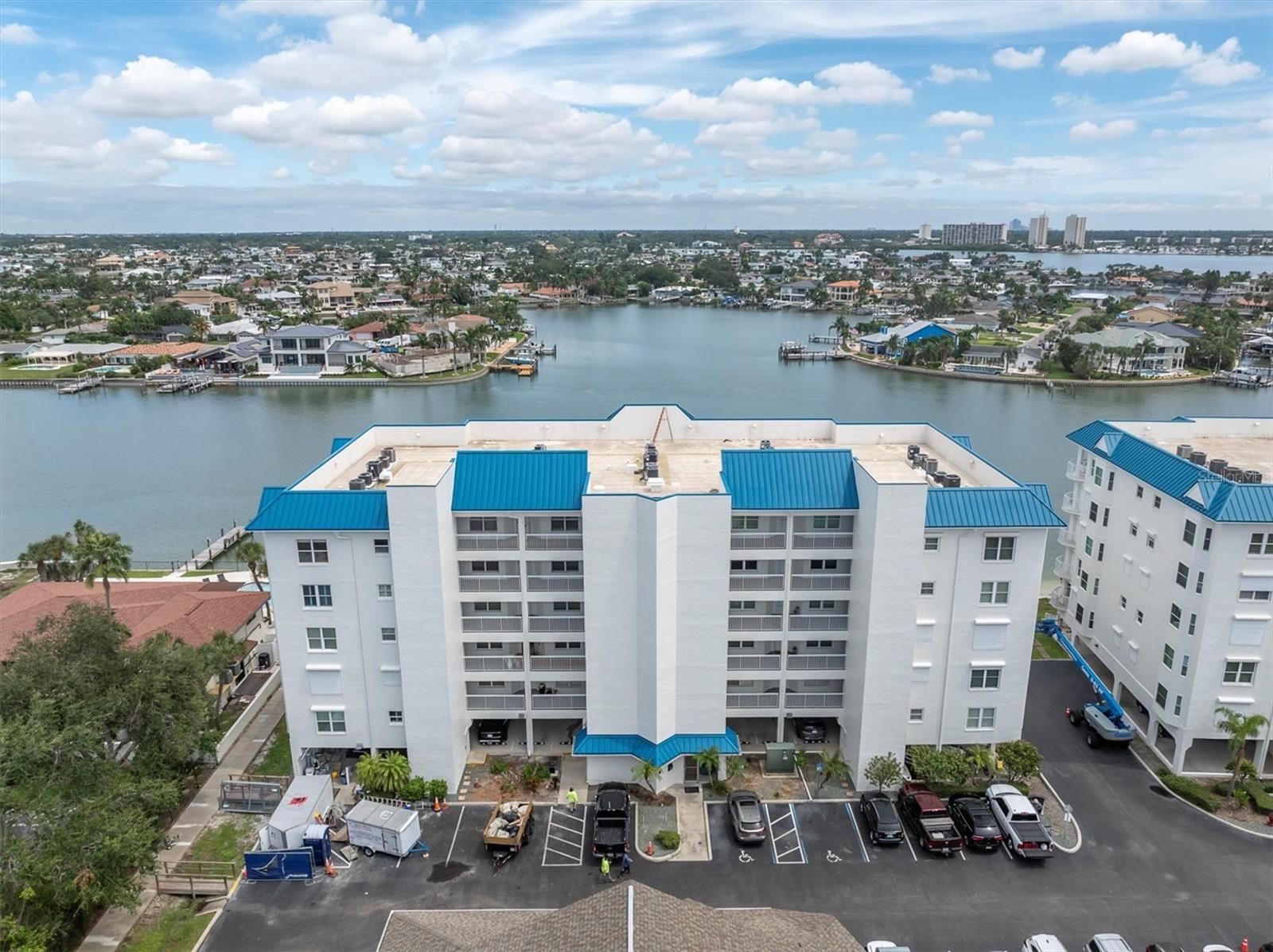 CAPTIVA CAY - Residential