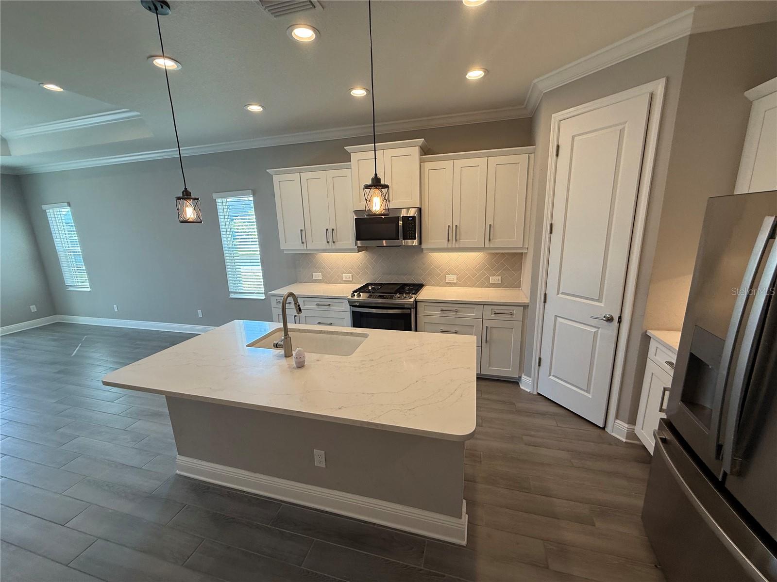 CANOE CREEK PH III - Residential