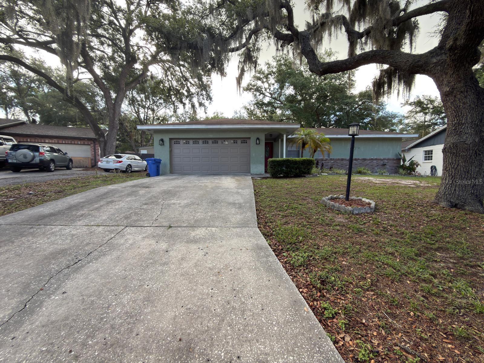 2209 BOXWOOD WAY