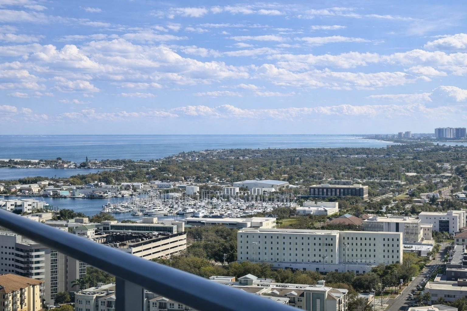 CONDOMINIUM RESIDENCES AT 400 CENTRAL - Residential