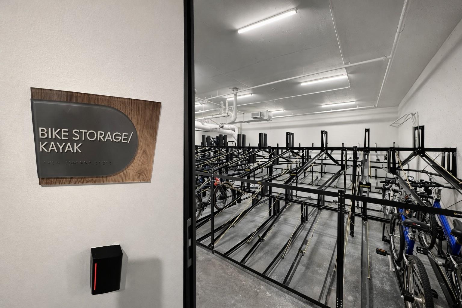 CONDOMINIUM RESIDENCES AT 400 CENTRAL - Residential