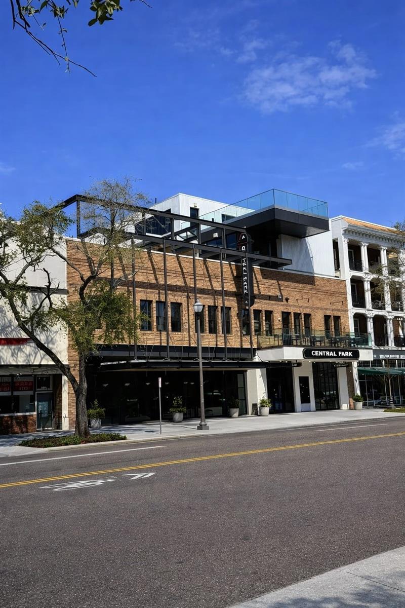 CONDOMINIUM RESIDENCES AT 400 CENTRAL - Residential