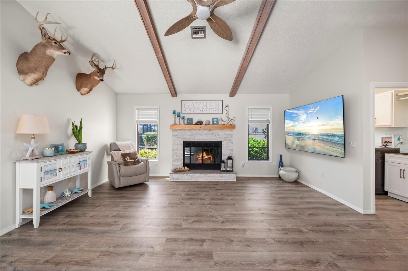 ROTONDA WEST PEBBLE BEACH - Residential