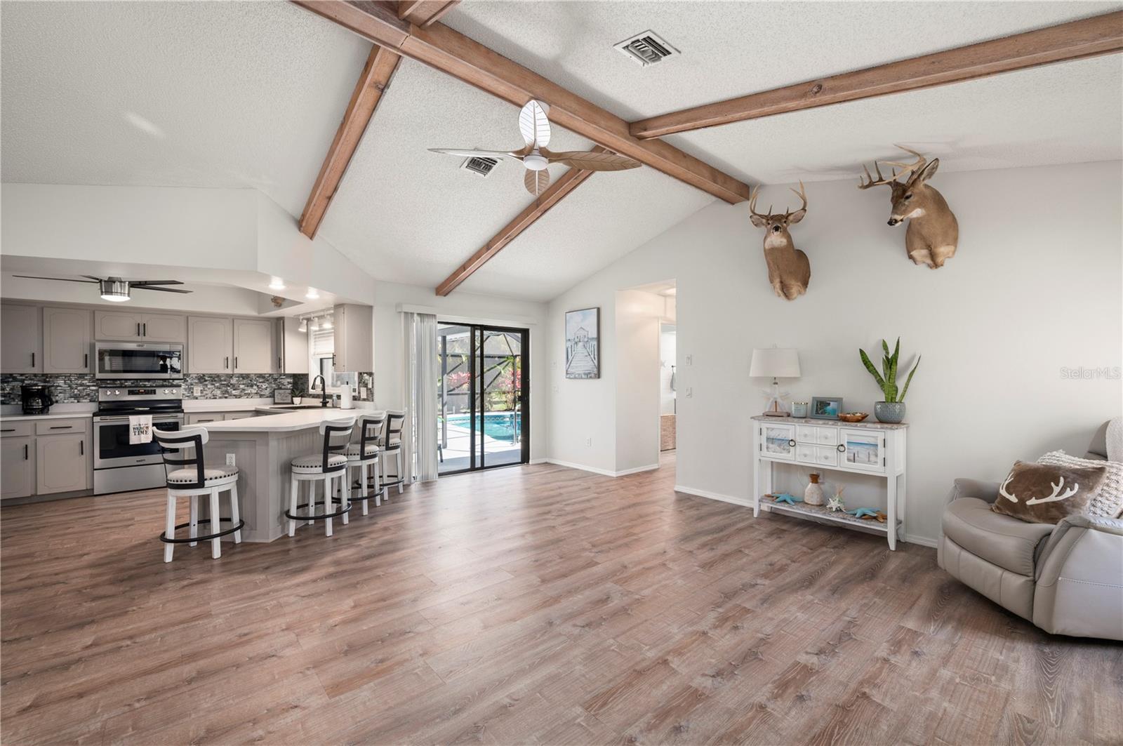 ROTONDA WEST PEBBLE BEACH - Residential