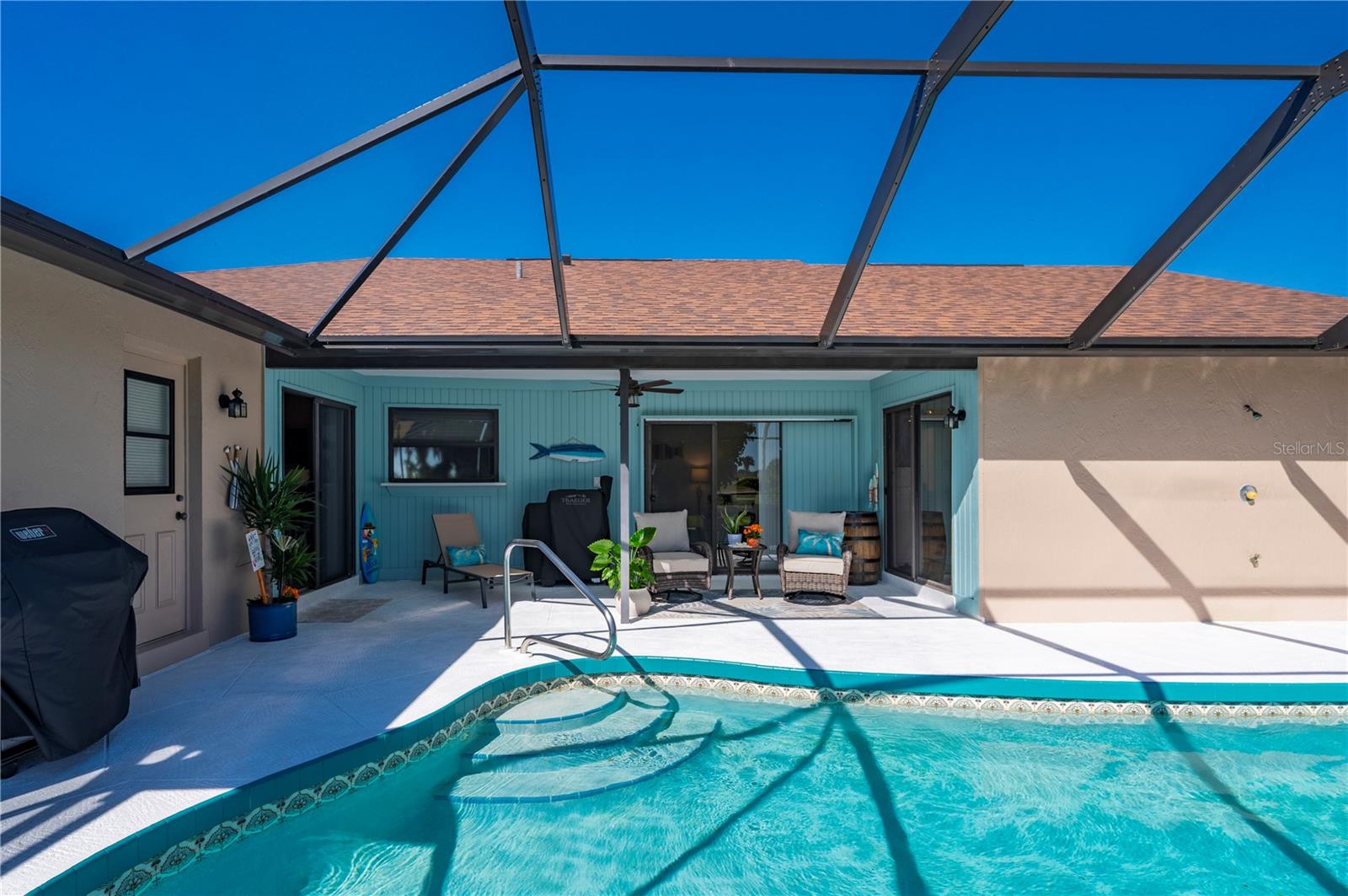 ROTONDA WEST PEBBLE BEACH - Residential