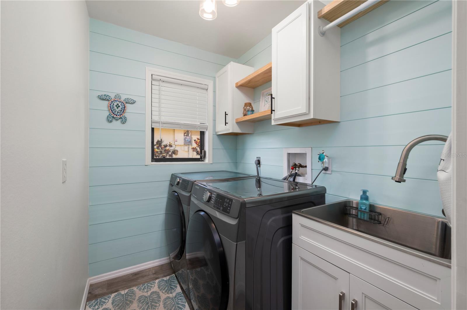 ROTONDA WEST PEBBLE BEACH - Residential