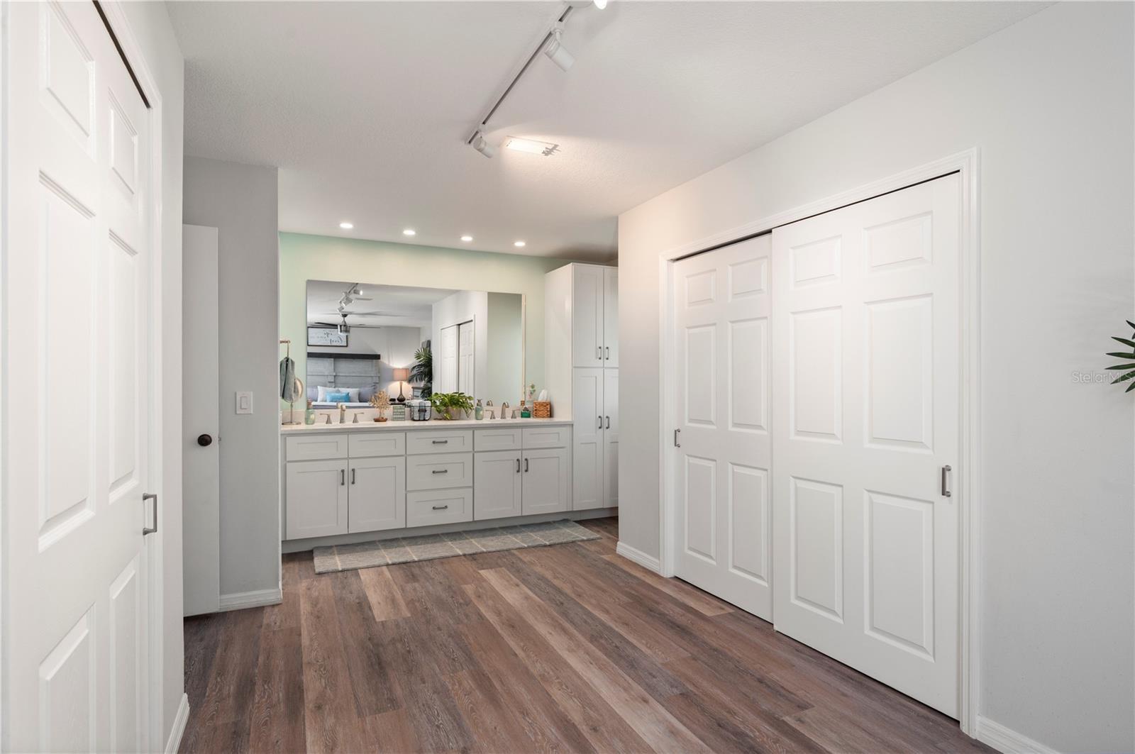 ROTONDA WEST PEBBLE BEACH - Residential