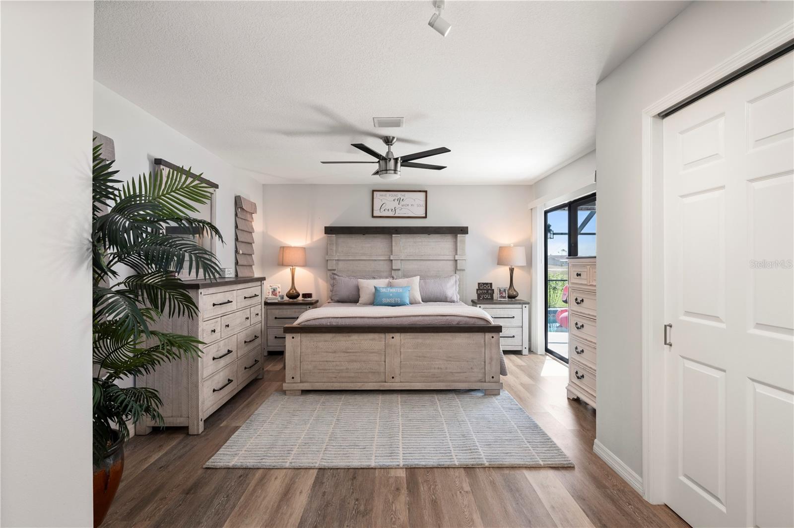 ROTONDA WEST PEBBLE BEACH - Residential