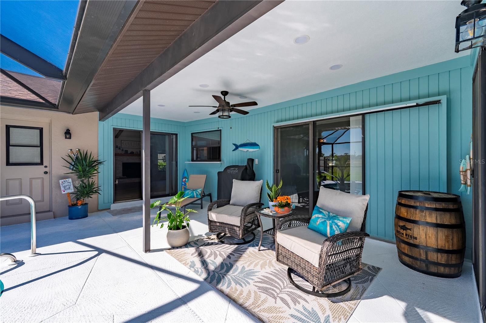 ROTONDA WEST PEBBLE BEACH - Residential