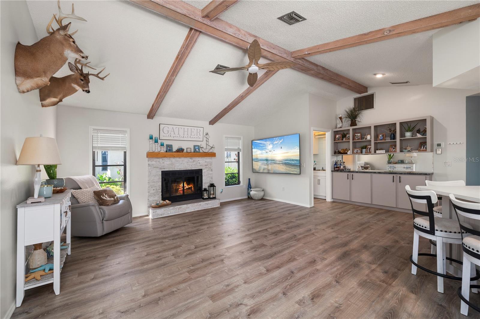 ROTONDA WEST PEBBLE BEACH - Residential