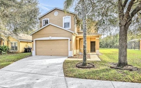 Photo of 540 Sandy Ridge Drive, Davenport, FL 33896 (MLS # O6443090)