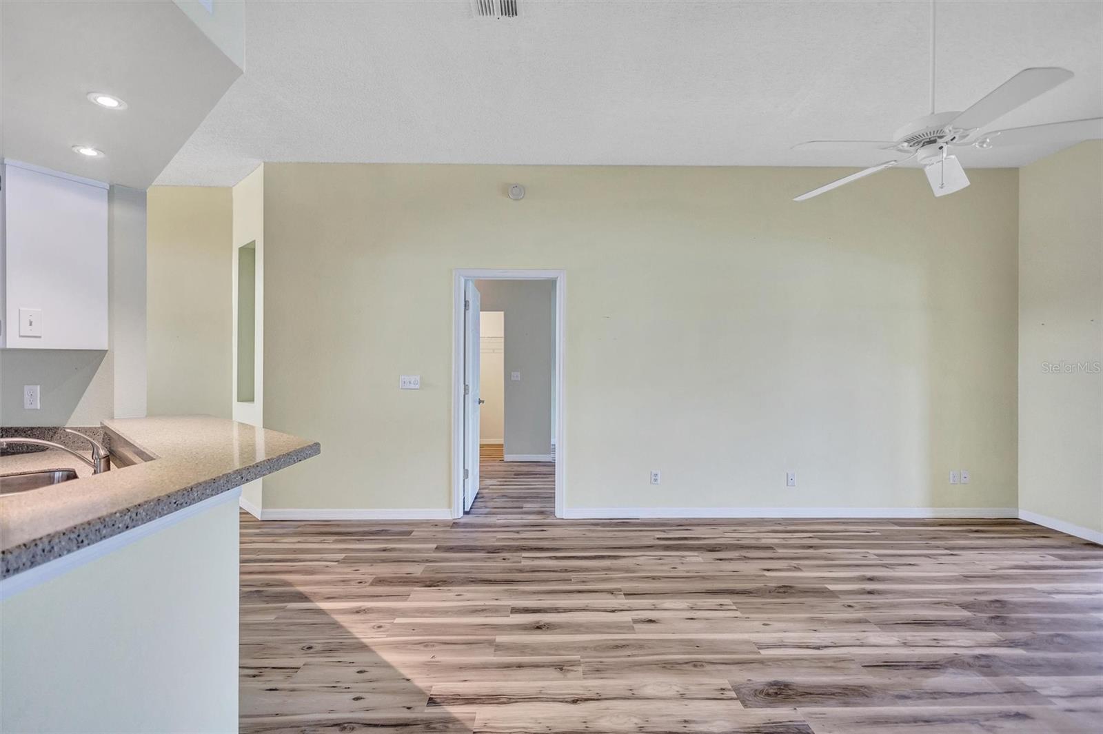 SOUTHAMPTON I CONDO - Residential