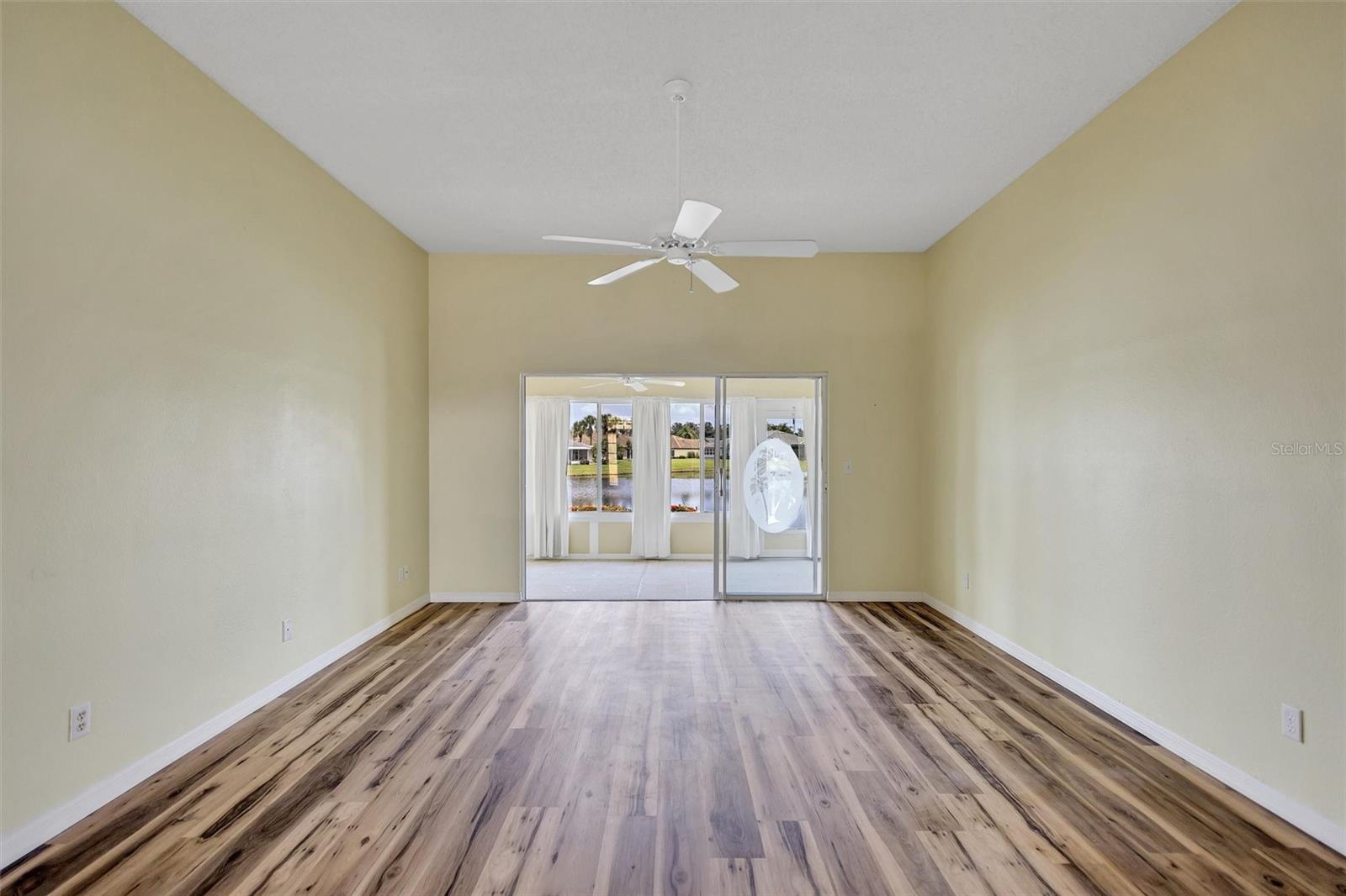 SOUTHAMPTON I CONDO - Residential