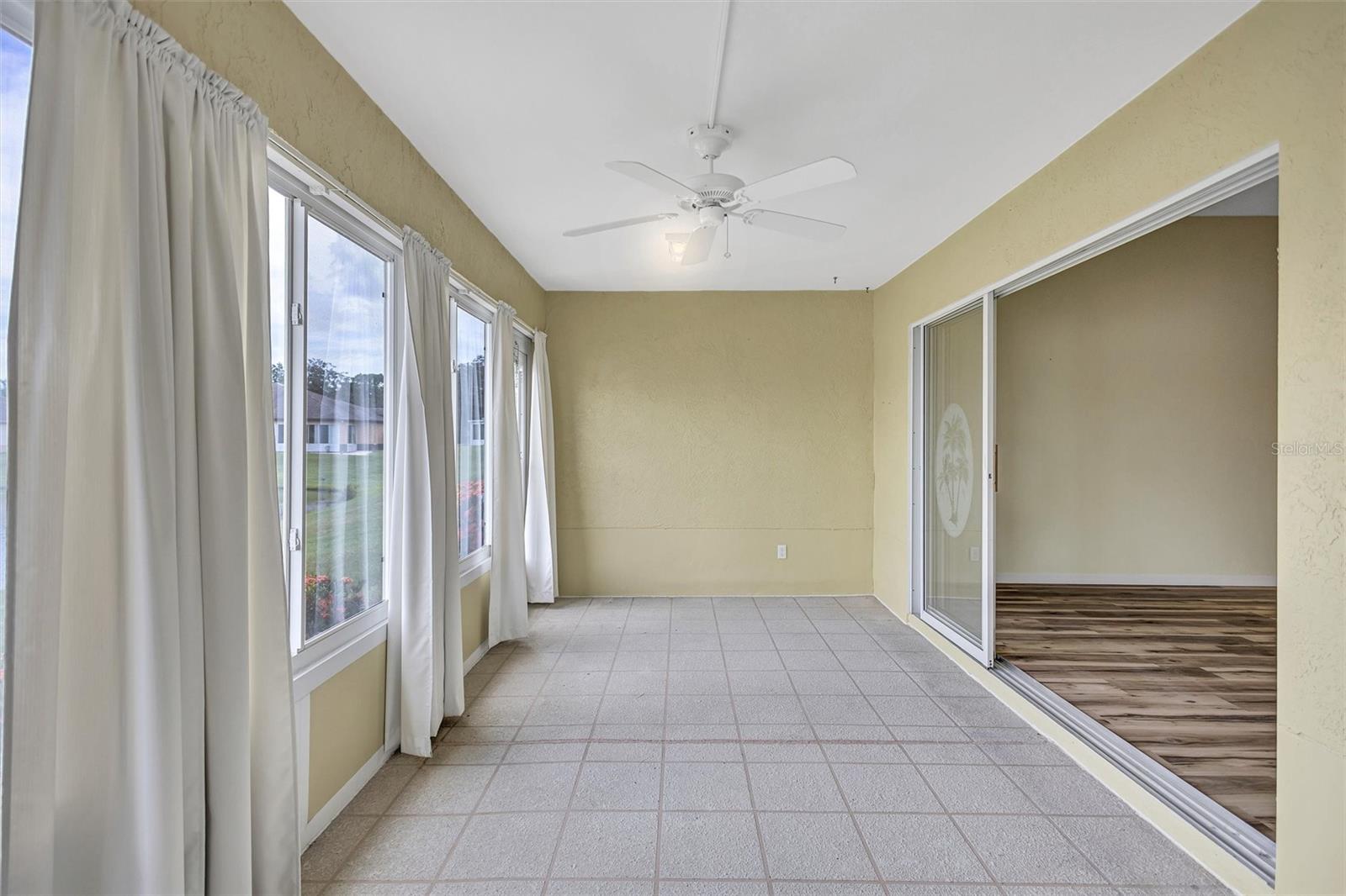 SOUTHAMPTON I CONDO - Residential