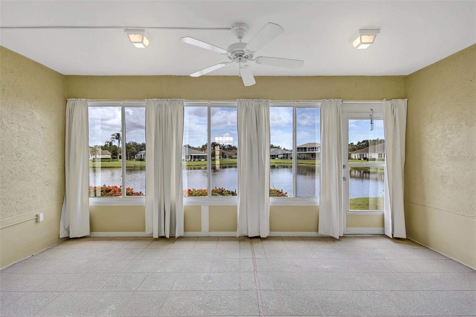 SOUTHAMPTON I CONDO - Residential