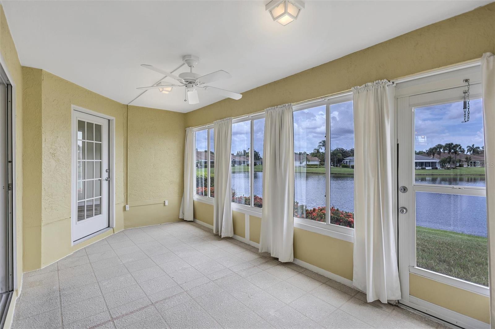 SOUTHAMPTON I CONDO - Residential