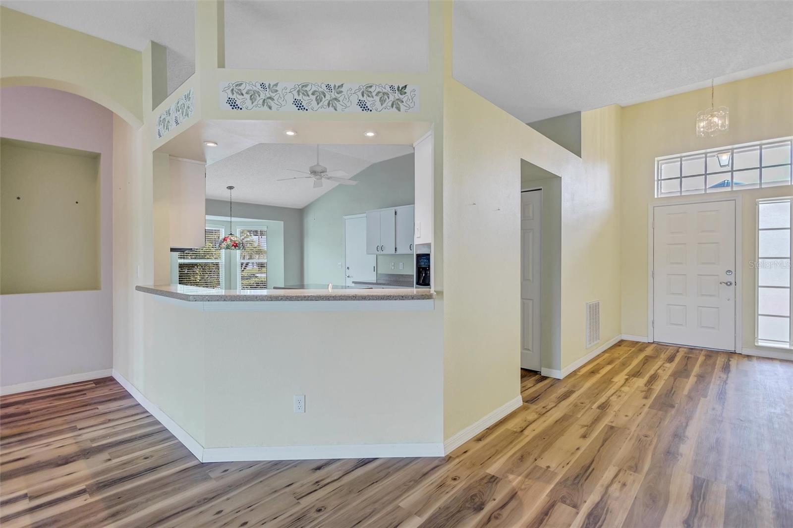 SOUTHAMPTON I CONDO - Residential