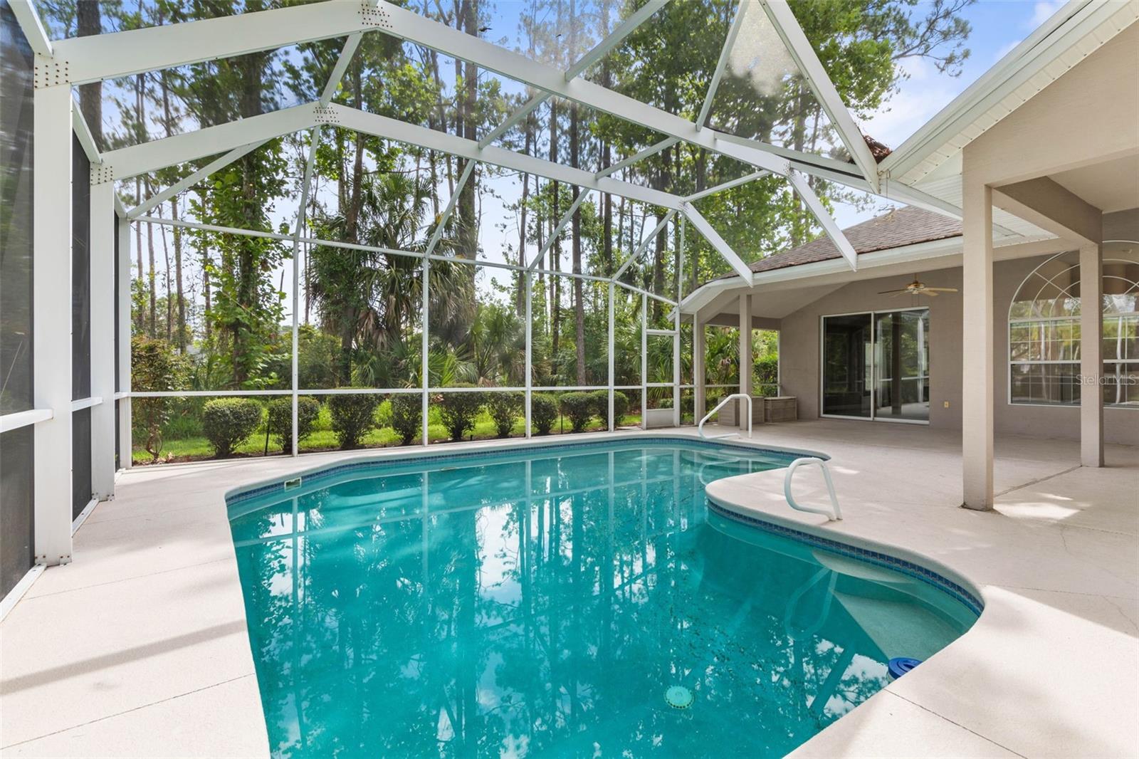 81 BROWNSTONE LANE