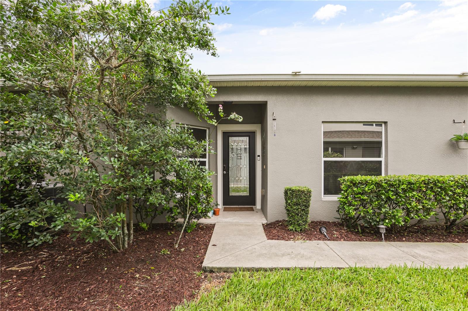 1121 TRAVERTINE TERRACE