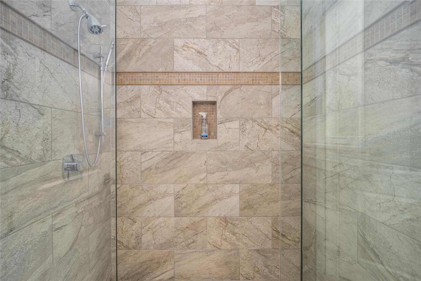 CITY/WEIRSDALE - Residential