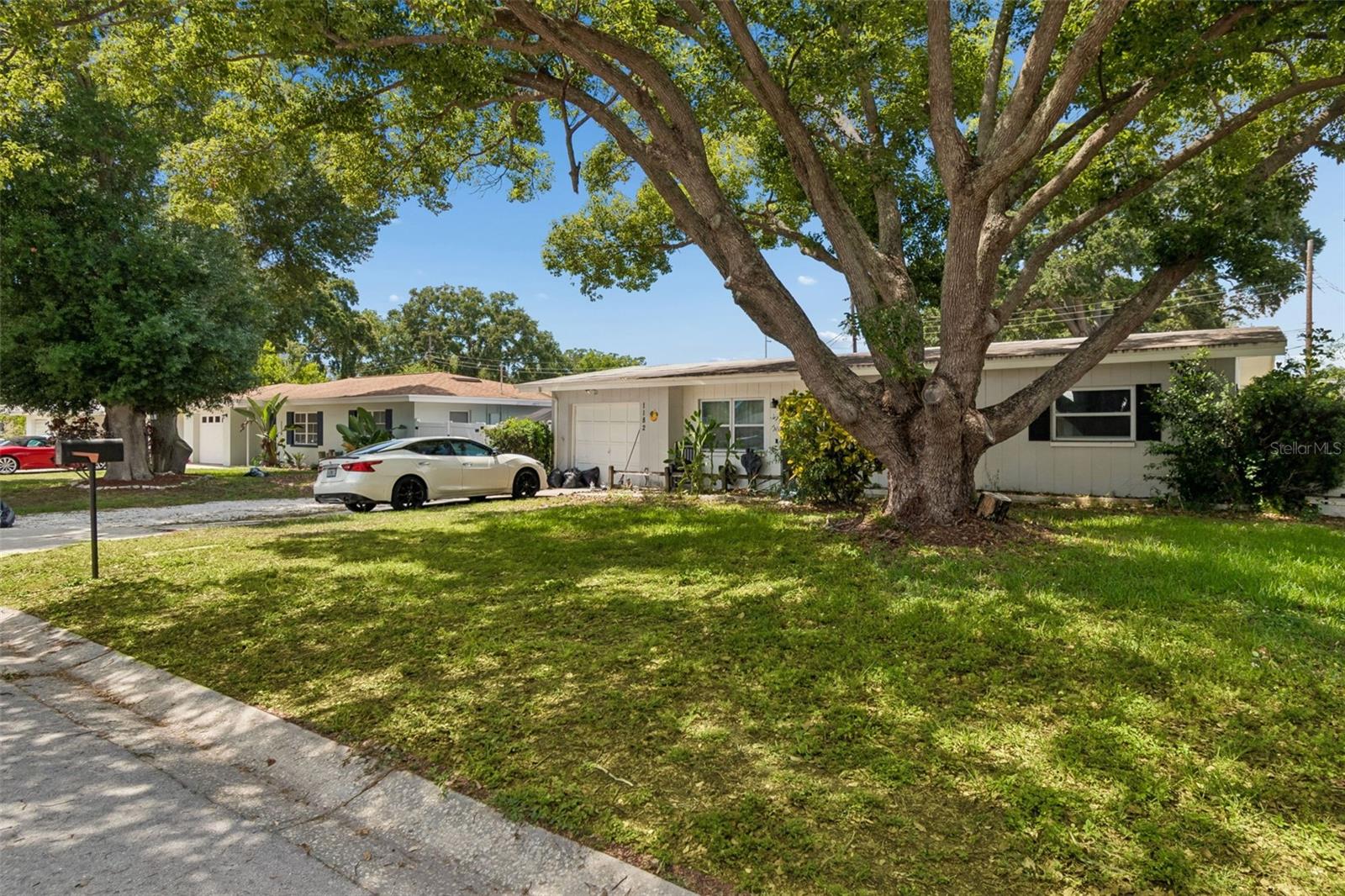 1182 FRIAR TUCK LANE