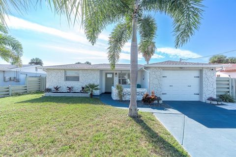 Photo of 7312 Mako Drive, Hudson, FL 34667 (MLS # W7881419)