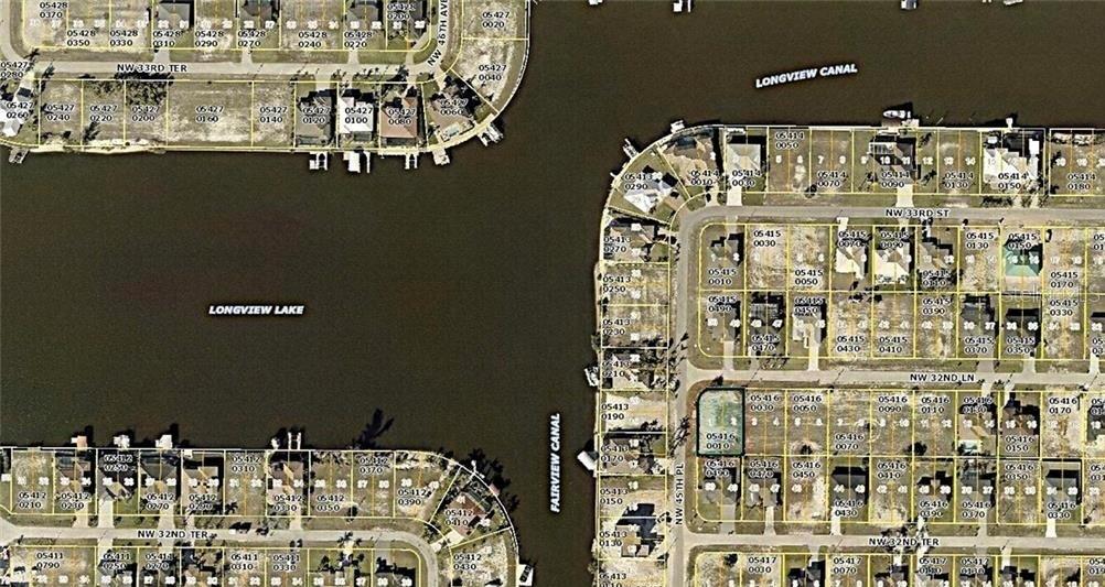 CAPE CORAL - Land