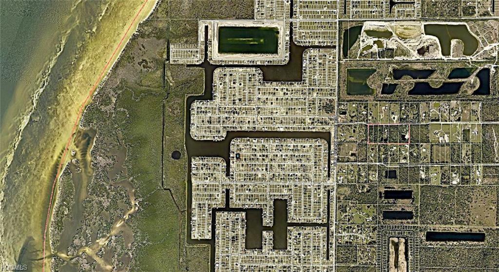 CAPE CORAL - Land