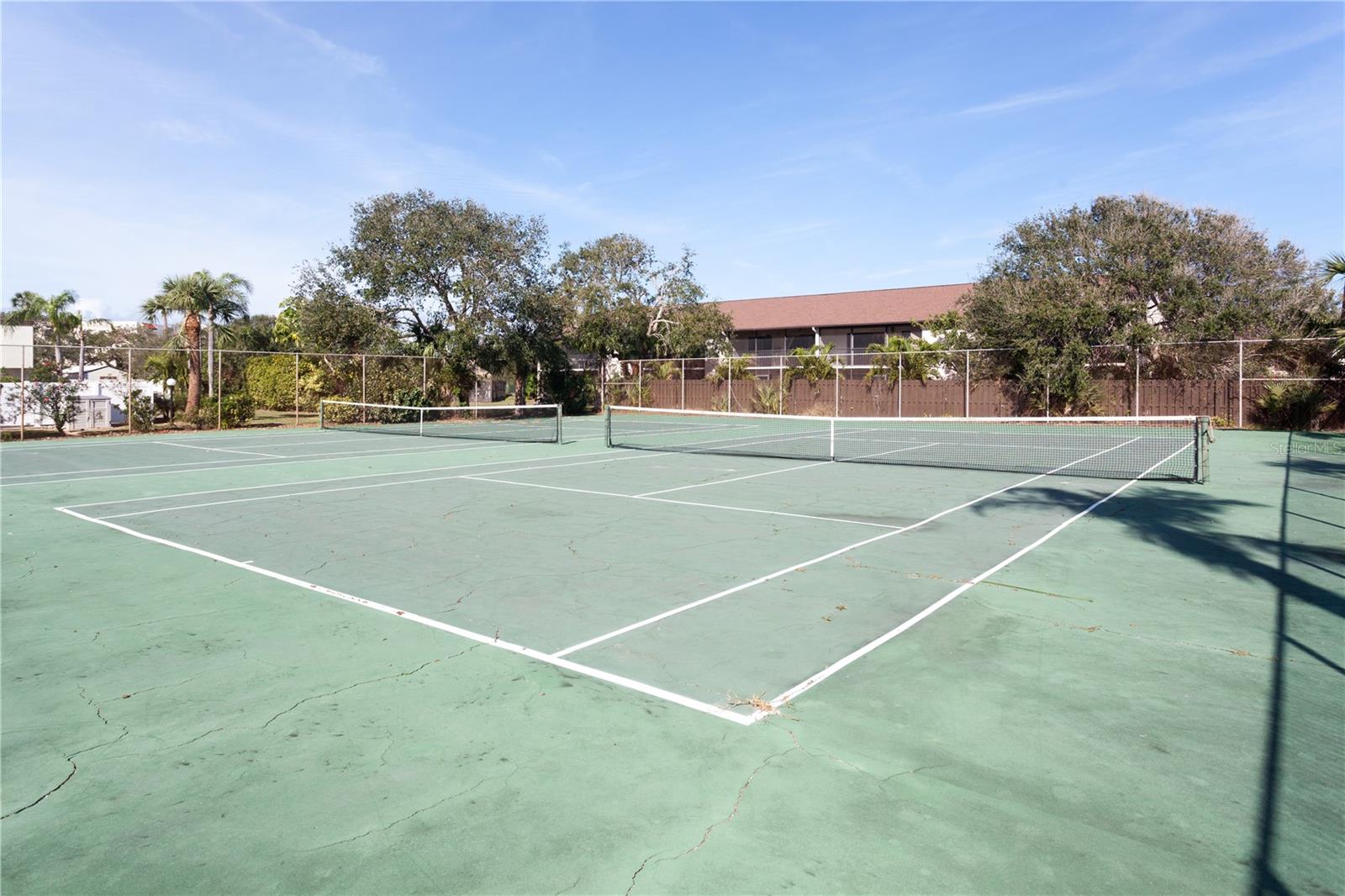 BANANA RIVER ESTATES - Residential