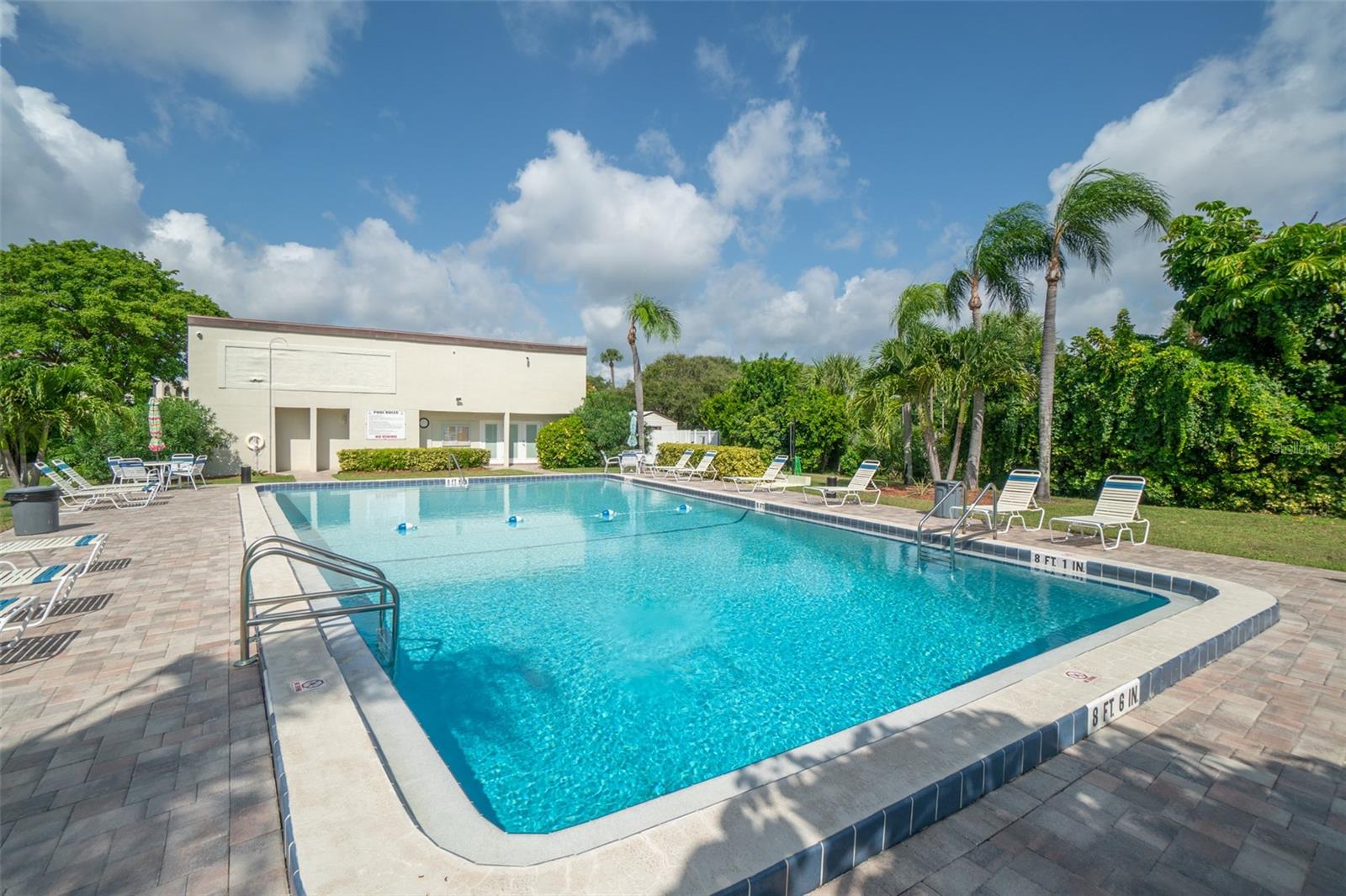 BANANA RIVER ESTATES - Residential