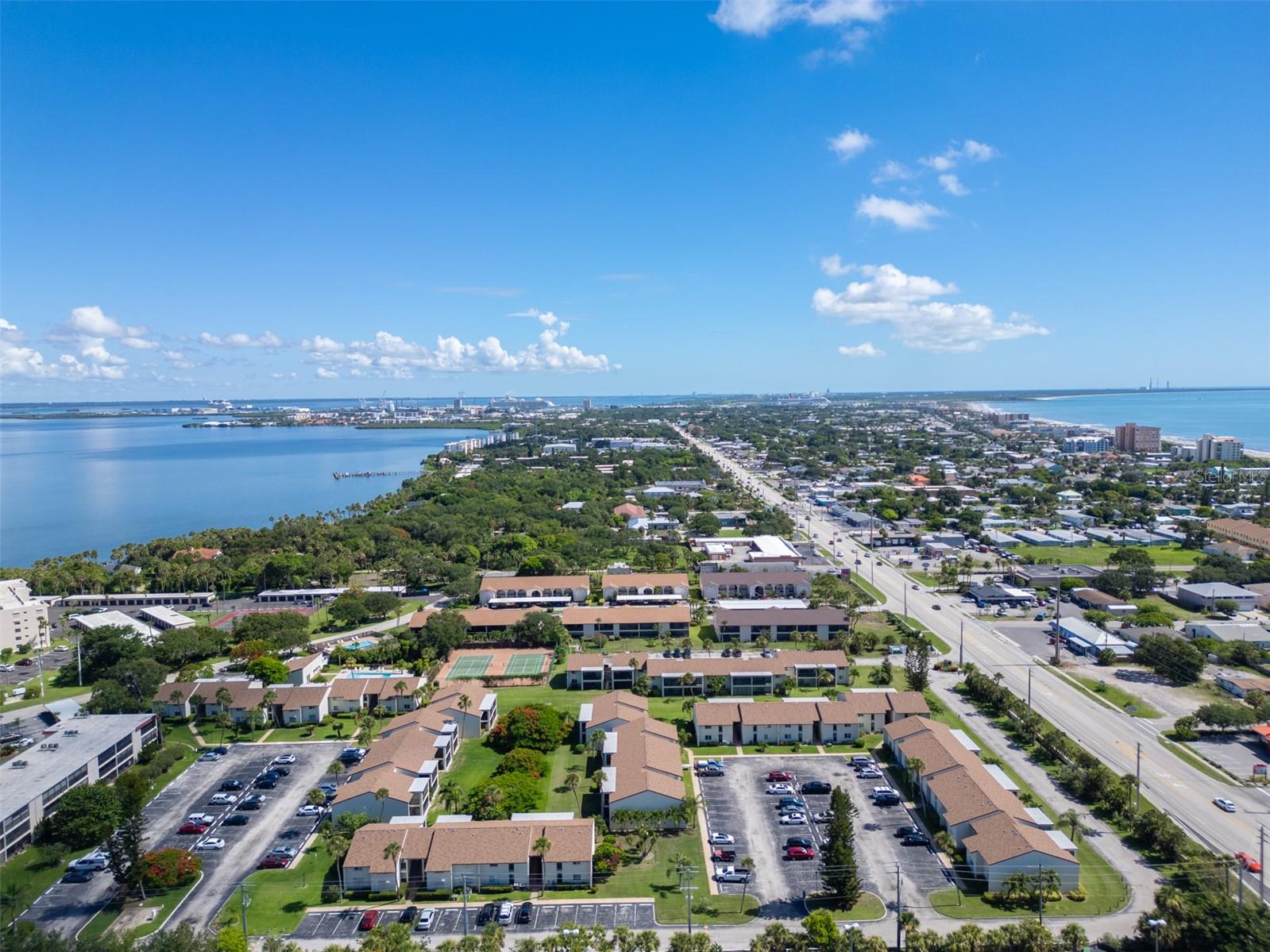 BANANA RIVER ESTATES - Residential