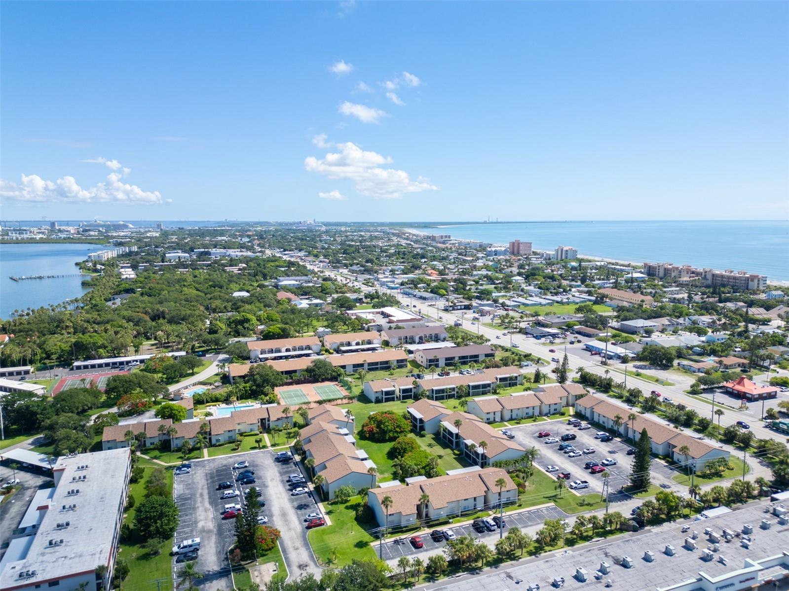 BANANA RIVER ESTATES - Residential