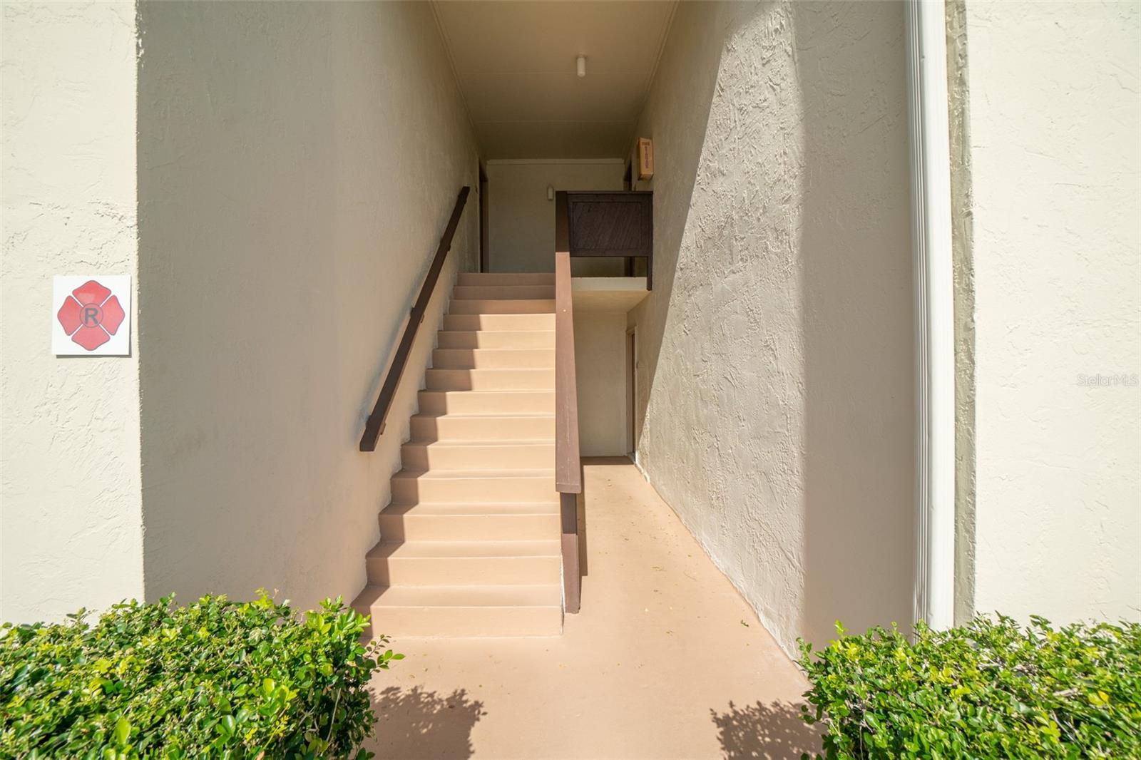 BANANA RIVER ESTATES - Residential